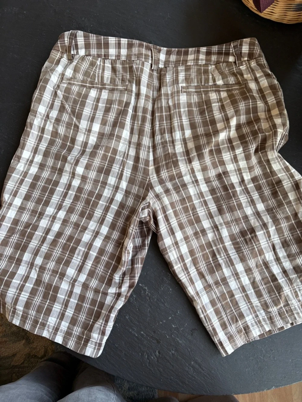 Jones of New York sport Bermudas white and brown plaid size 12 - Picture 4 of 4